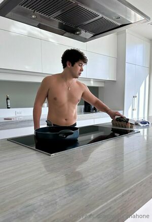 Austin Mahone leaks