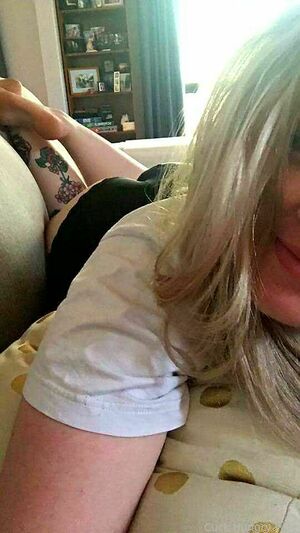 Cuck Hungry Wife download